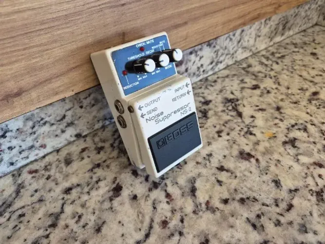 Pedal Boss Noise Supressor Ns2, Modo Reduction e Mute, Zerado!!!