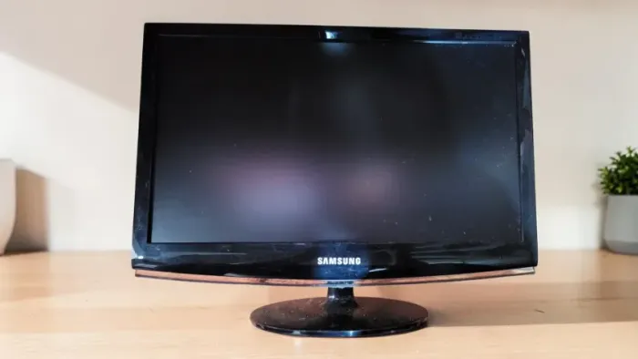 TV SAMSUNG 17' HDMI PC TV/AV