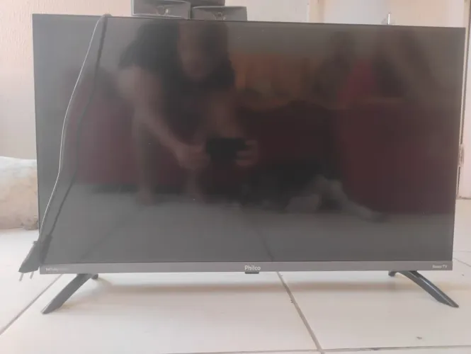 TV 32 polegadas philco, 1 mês de uso!