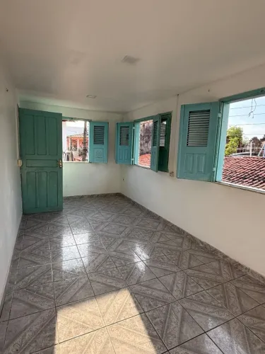 Alugo casa no centro de São Luis