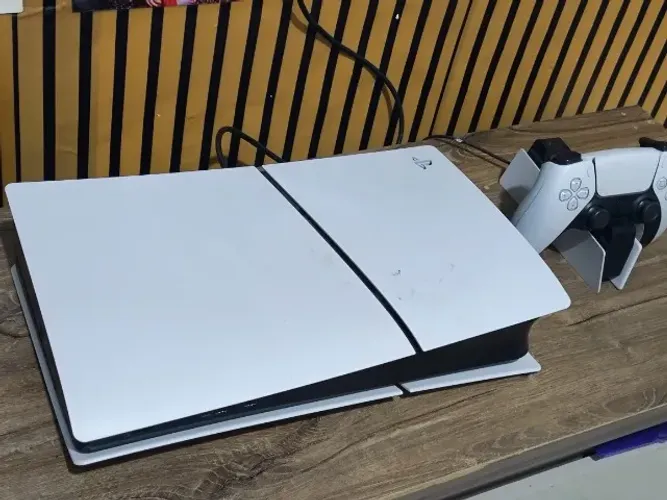 Vende-se PS5 Slim mídia digital, aceito toca em Xbox séries X
