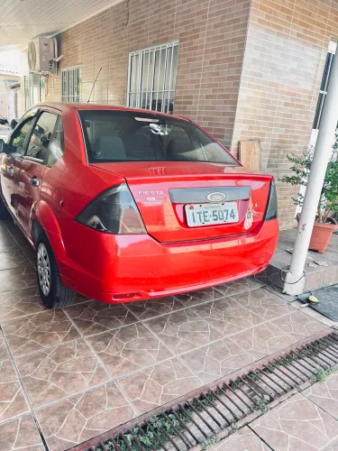 Ford Fiesta Sedan 1.0 8V Flex 4P 2013