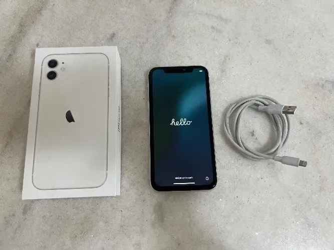 iPhone 11