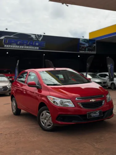 Chevrolet Onix Hatch LT 1.0 8V Flex Power Mec. 4P 2013