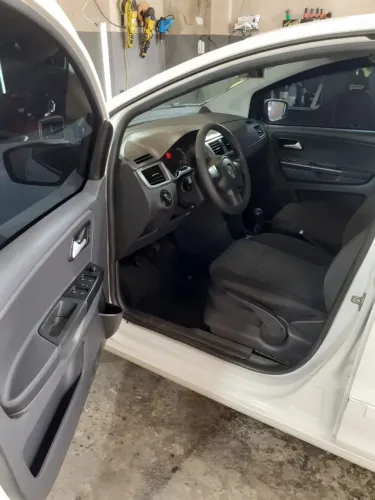 Volkswagen Fox Trendline 1.6 Flex 8V 5P 2015