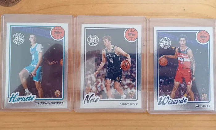 Lote séries especiais cards NBA Topps 25/2026 - Rookie cards 