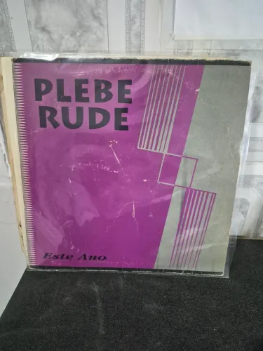 Vinil Plebe Rude.