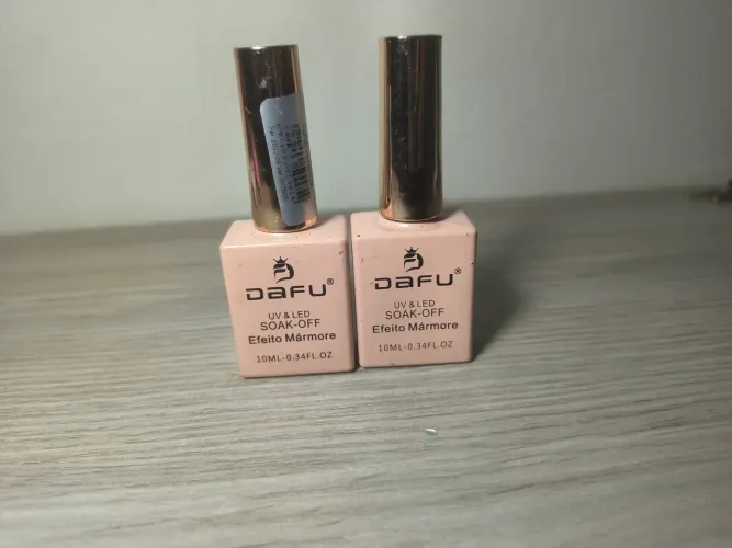 2 esmaltes dafu efeito mármore 