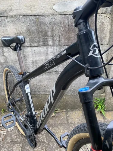  Bicicleta 29 Dropp SX EVO 21V Câmbio Shimano Freio a Disco