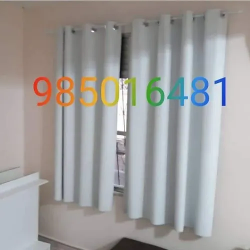 Cortinas de black-out 2.80x 1.50 60 00. Persianas rolo e vertical