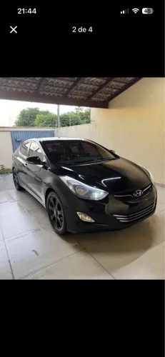 Hyundai Elantra GLS 1.8 16V Aut. 2012