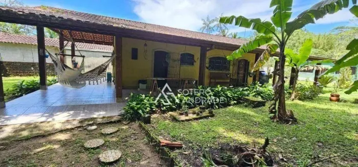Linda casa no Massaguaçu, próximo a cachoeira