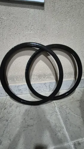 Par de Pneus Pirelli phantom street aro 29