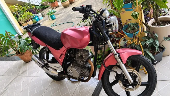 Vendo moto Dafra 125 spedd