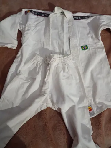 QUIMONO APENAS 80 REAIS