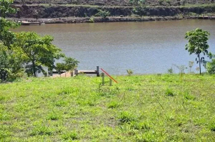 Terreno molhado no Ecovillas do Lago com 1963 m² - Analisa permuta