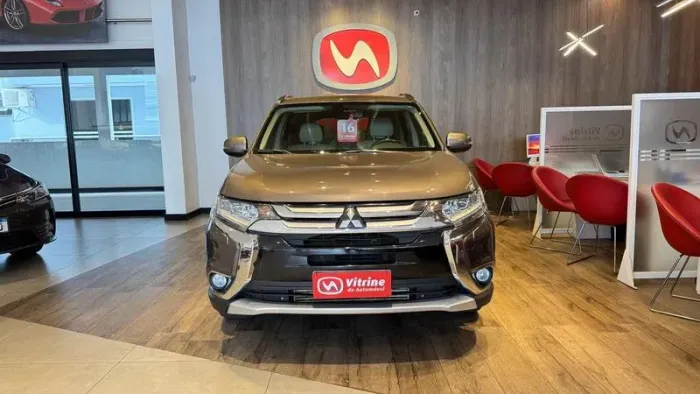 Mitsubishi Outlander HPE-S 2.2 Diesel 4X4 Aut. 2016