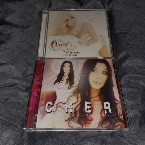 2 cds Cher- closer to the truth