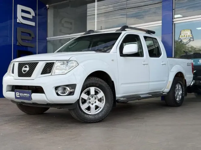 Nissan Frontier S CD 4X4 2.5 TB Diesel 2014