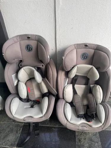 Cadeiras para automóveis