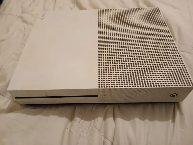 Vendo, xbox one s. Por 850