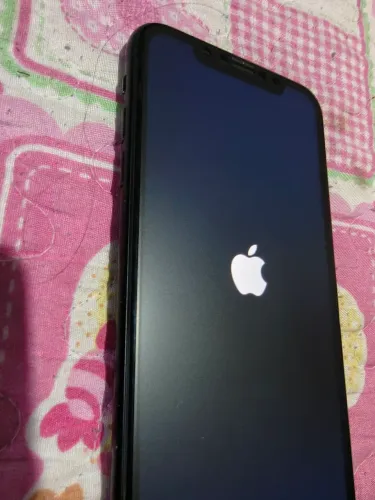 Vendo iPhone XR 64 gb tudo original