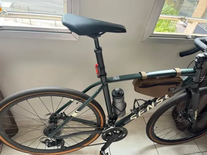 Bicicleta Gravel Sense Versa Evo 2023 - Shimano GRX usada em exelente estado