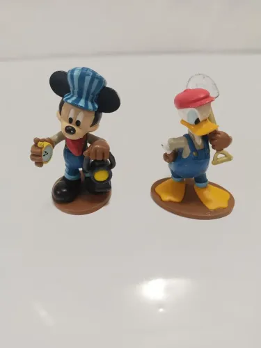 Bonecos miniaturas Disney