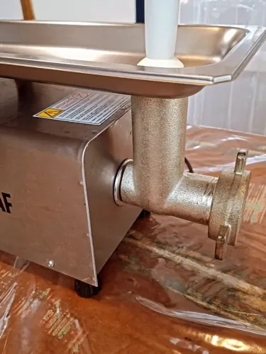 Moedor de Carne CAF 8 - 220 V