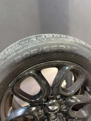 Rodas e Pneus aro 16 furacão 5x112