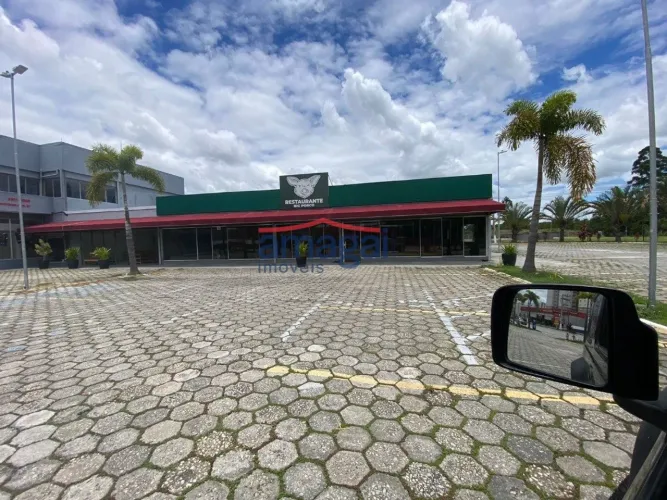 Ponto comercial na av Getulio Vargas