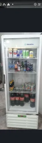 Expositor metal frio funcionando perfeitamente