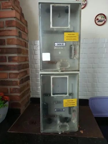 2 Caixas padrão da Celesc