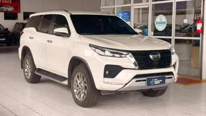 Toyota Hilux SW4 SRX 4X4 2.8 TDI 16V Dies. Aut. 2022