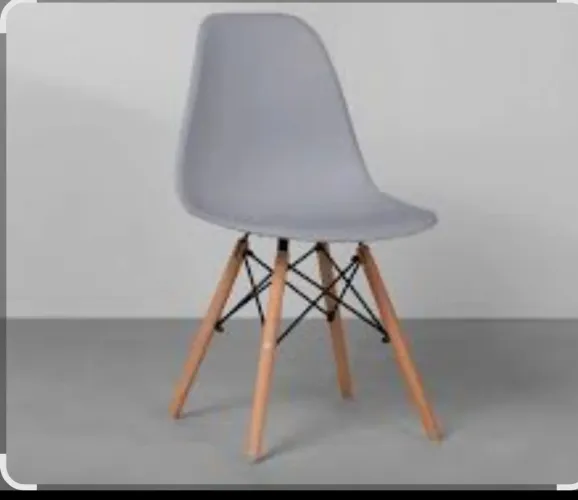 6 unidades de Cadeiras eames wood cinza