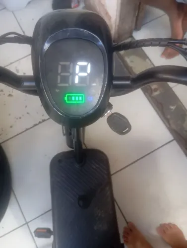 Vendo motinha elétrica 