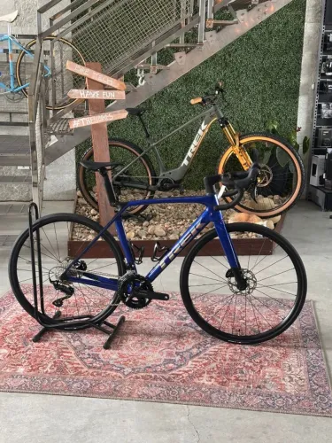 BICICLETA USADA MADONE SL 5 G8 TAMANHO M/L 