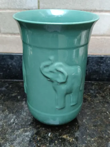 Vaso decorativo de cerâmica