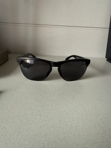 Oakley Frogskins