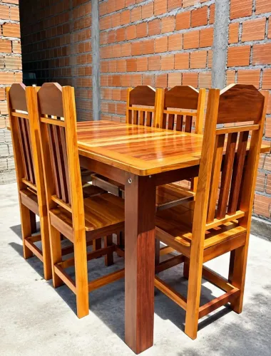 Mesa de Madeira de Lei Com 4 e 6 Cadeiras