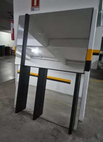 Espelho Grande para Banheiro 160x115cm com Estrutura Preta - Moderno