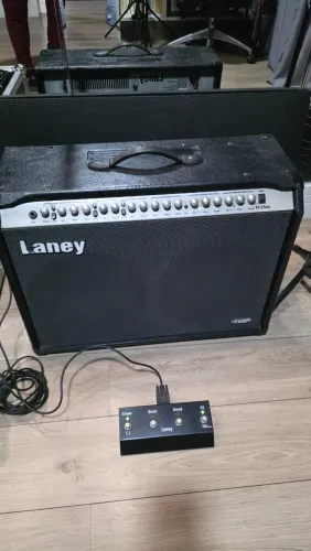 Amplificador Laney TFX3 Twin