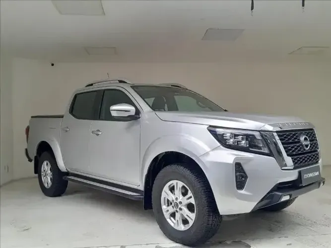 Nissan Frontier XE CD 4X4 2.3 Bi-TB Diesel Aut. 2025