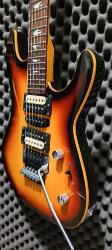 LINDA GUITARRA - 3X SEM JUROS NOS CARTÕES  OU TROCO 