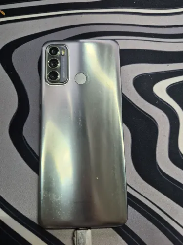 Celular usado Motorola G60