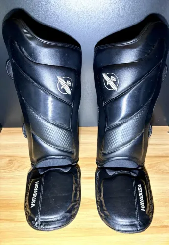 Caneleira Hayabusa T3 Black ? Muay Thai / MMA / Kickboxing