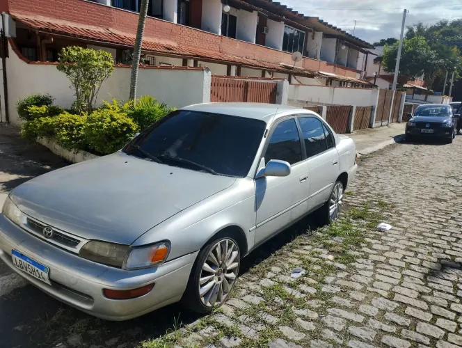 Toyota Corolla LE 1.8 1997