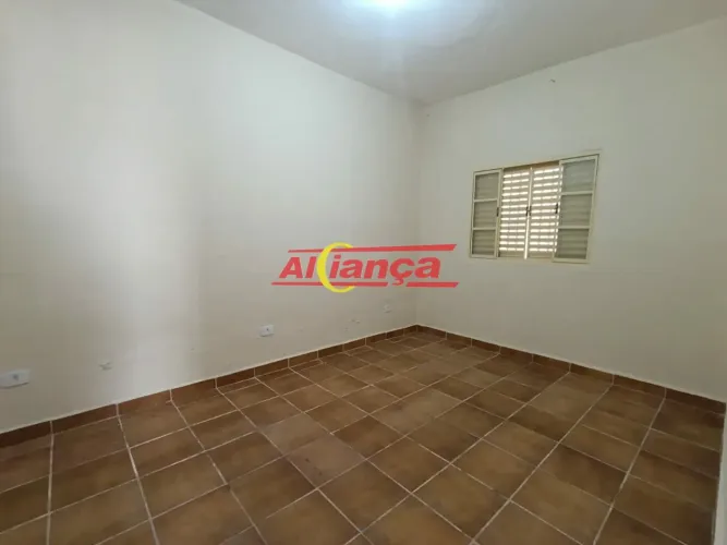 Kitnet residencial para alugar com 1 quarto , cozinha, quintal, Ponte Grande - Guarulhos