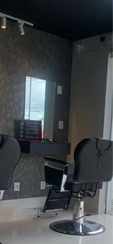 Vendo Balcões e Espelho perfeito para Barbearia