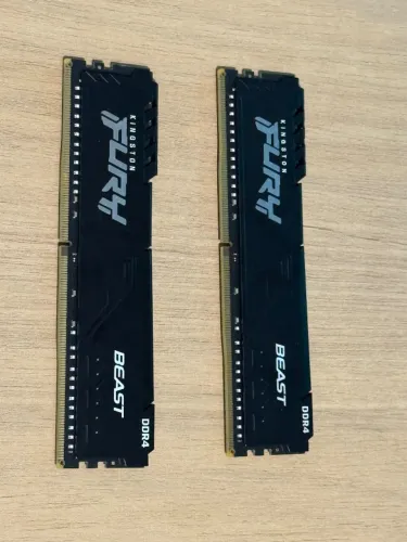 Memória RAM 32GB (2x16GB) Kingston Fury Beast DDR4 3200MHz CL16